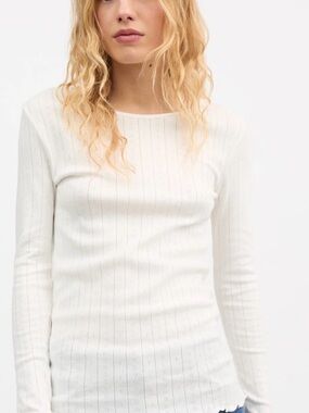 Skall Studio Edie White Ribbed Long Sleeve Tee